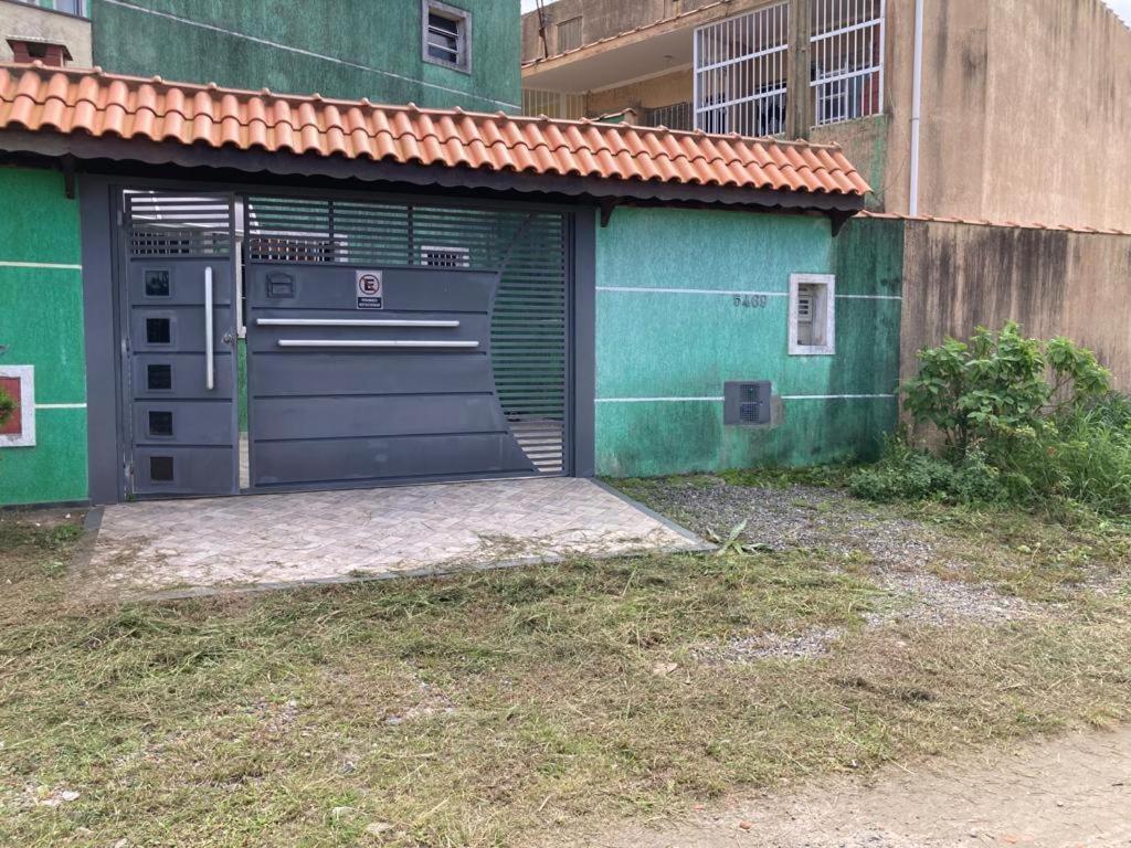Casa Do Lado Da Praia Em Itanhaem Villa Luaran gambar